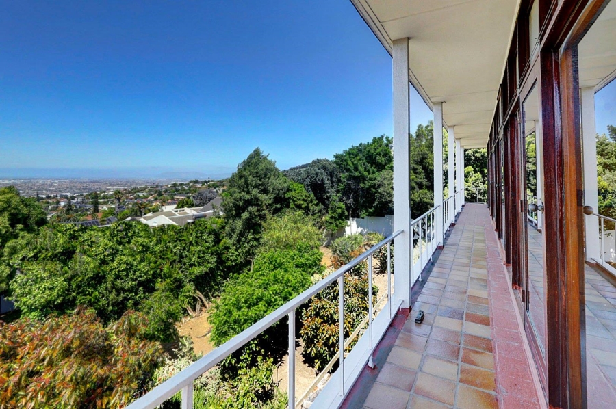 5 Bedroom Property for Sale in Welgemoed Western Cape